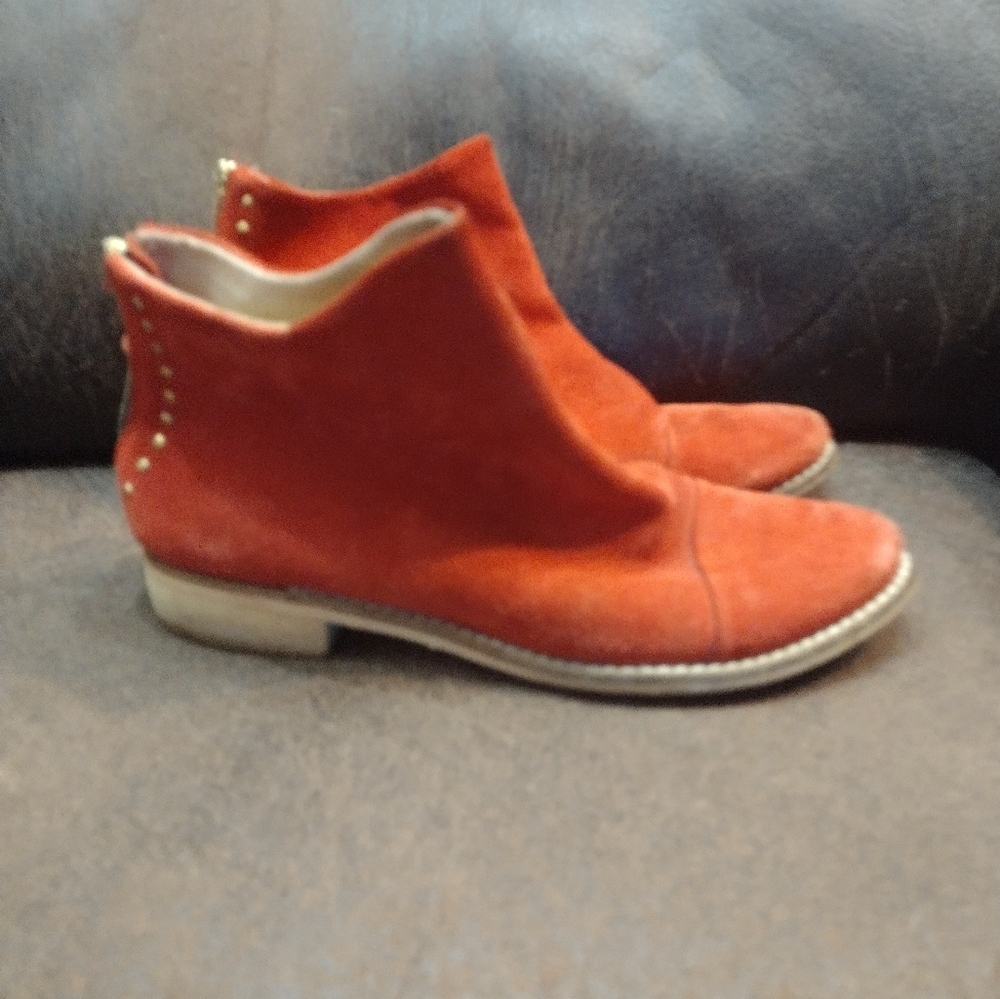 Ascot Friday x Matisse Women's Payton Ankle Boots 7.5 Red Suede Bootie